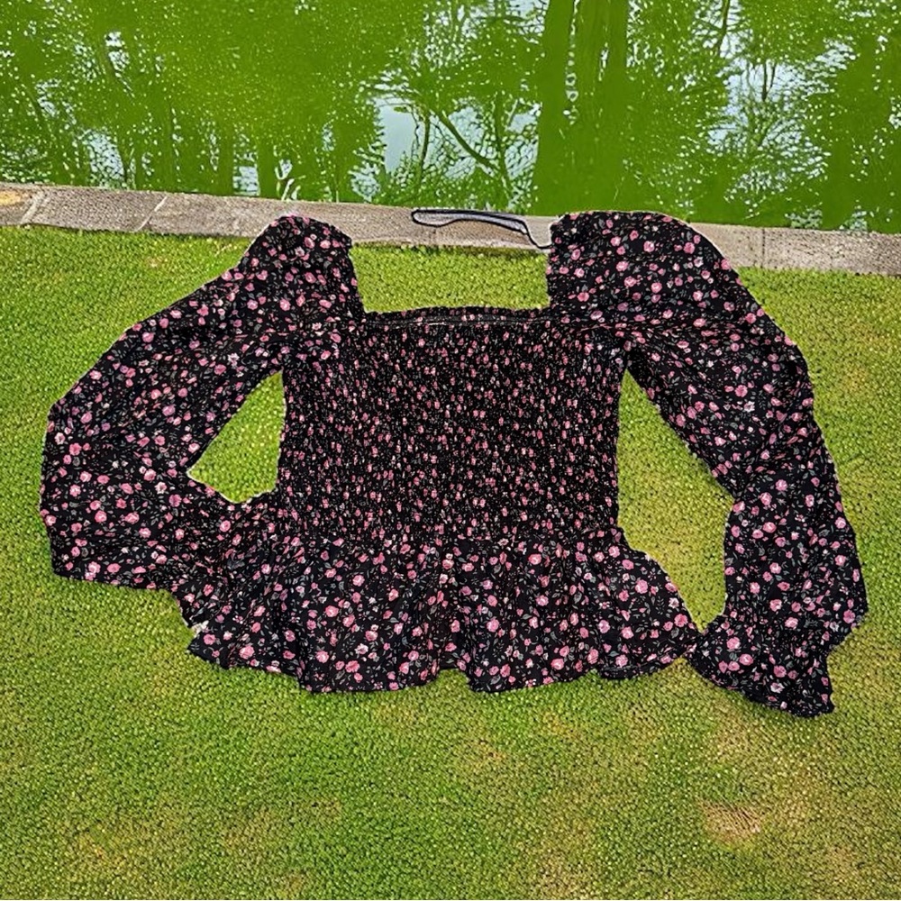 Dizzy Black Textured Off the Shoulder Top (M)